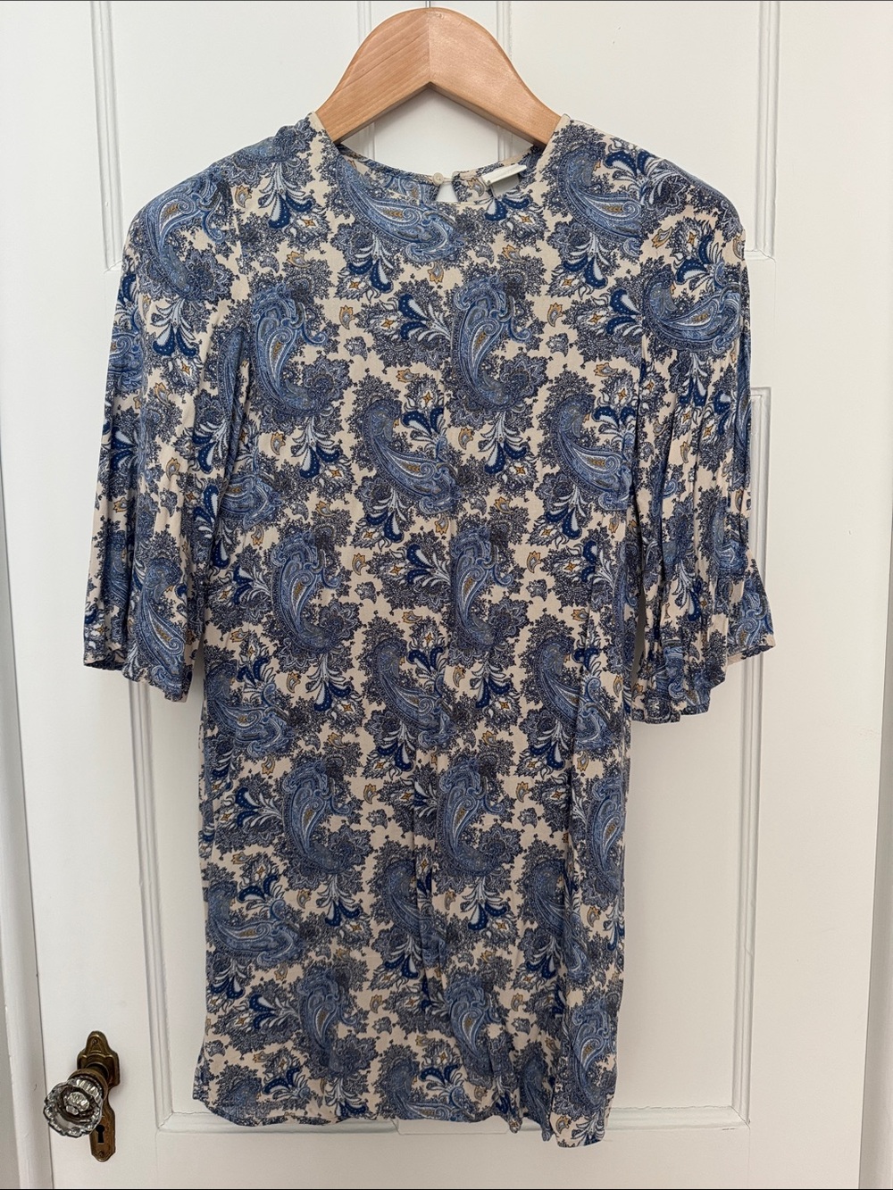 H&M Blue Paisley Short-Sleeve Dress